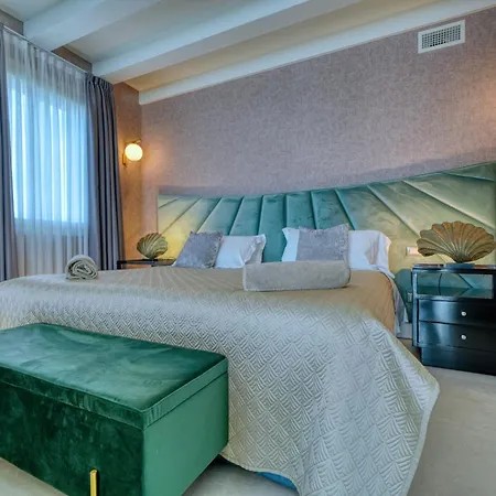 Palazzo Della Scala - Luxury & Hotell