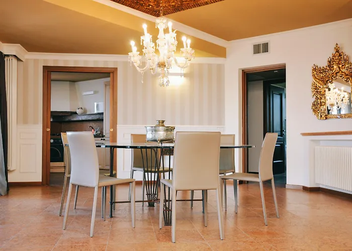 Hotel Palazzo Della Scala & 4*