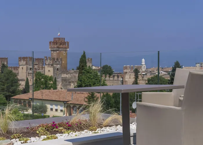 Palazzo Della Scala & Hotel