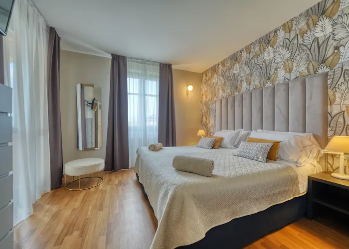 Palazzo Della Scala & Hotel 4*