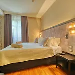 Palazzo Della Scala Hotel - Luxury Suites & Spa Szálloda Lazise