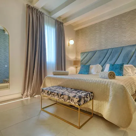 Palazzo Della Scala &