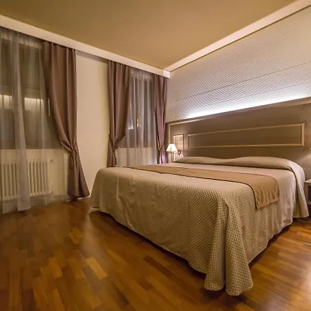 Palazzo Della Scala - Luxury & לאזיסה