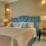 Palazzo Della Scala Hotel - Luxury Suites & Spa Hotel